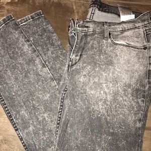 Black and white washed jeans